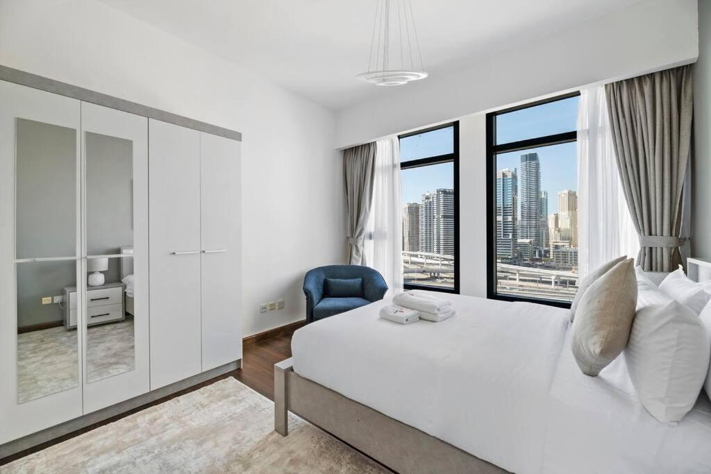 Stonetree - Chic & Modern 1br Apartment Dubai